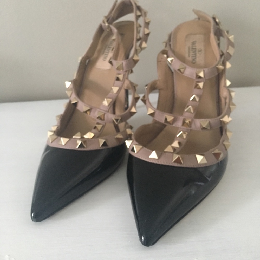 Authentic Valentino Rockstud heels